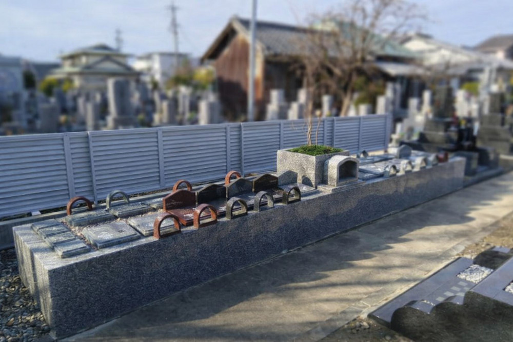 リーフログ掛川 樹木葬墓苑の風景